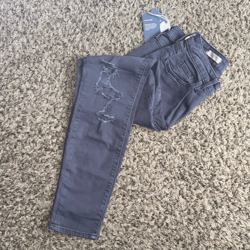 Universal Thread Jeans
